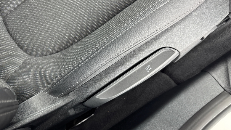 BMW 1 Series 118i [136] Sport 5dr Step Auto [Live Cockpit Pro] Petrol Hatchback